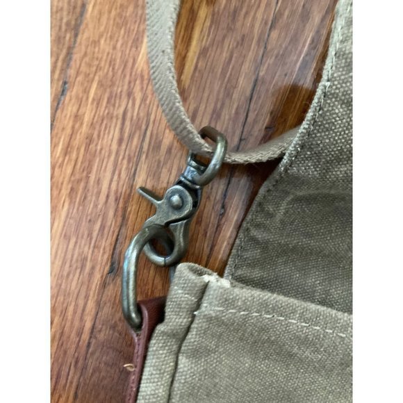 𝅺TROOP London cross body bag - Picture 5 of 10